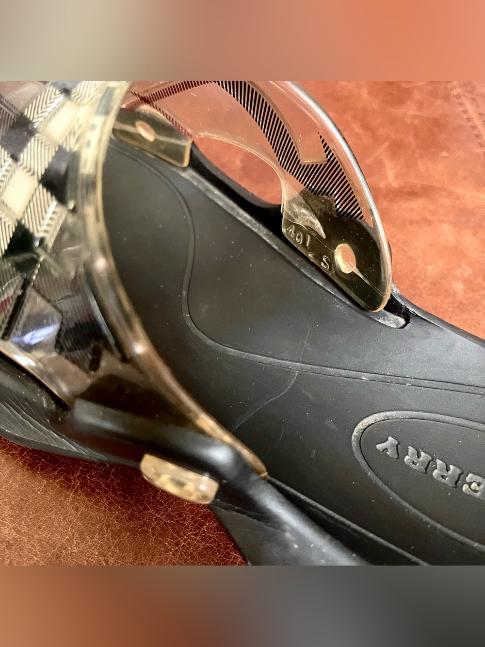 Burberry Iconic Check Pattern Pool Slide Sandals - Picture 6 of 16